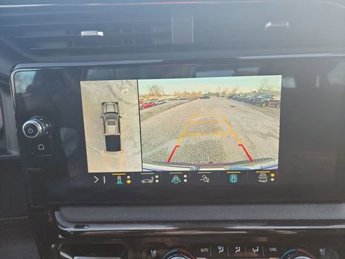 Used 2023 GMC Sierra 1500 AT4 w/ AT4 Premium Package image 26