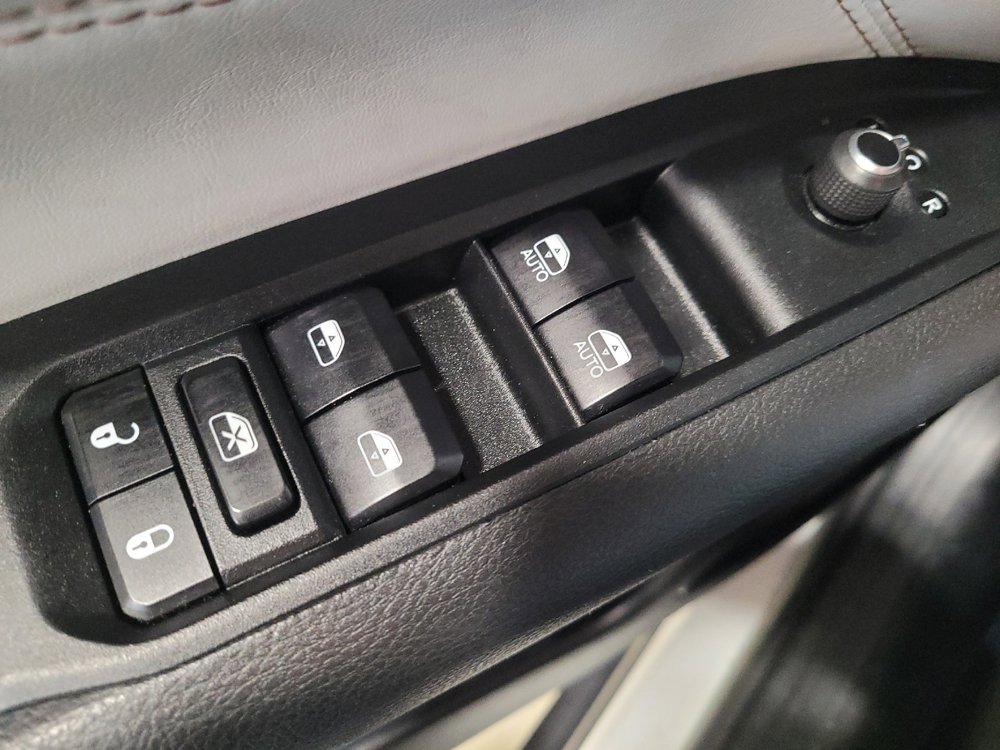 Used 2025 Jeep Compass Limited AWD/4WD image 27