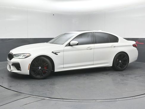 Used 2022 BMW M5 w/ Executive Package image 4
