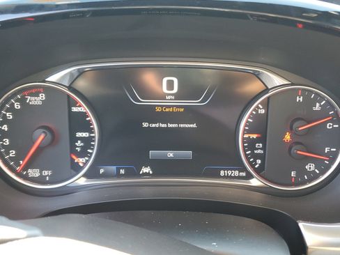 Used 2022 Chevrolet Traverse Premier FWD image 27