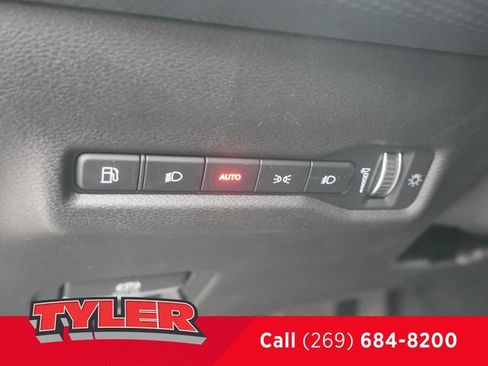 New 2026 Jeep Cherokee Limited AWD/4WD image 24