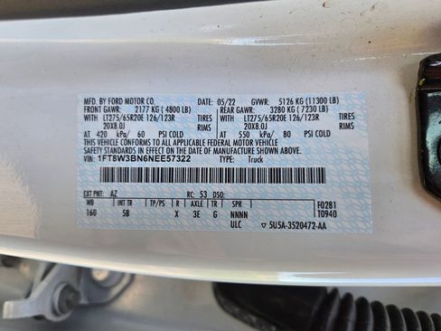 Used 2022 Ford F350 Lariat image 34