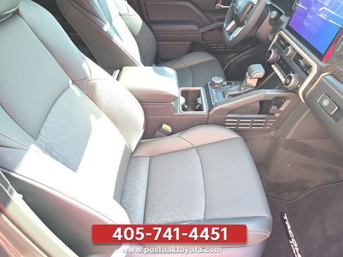 Used 2026 Toyota Tacoma Limited AWD/4WD image 36