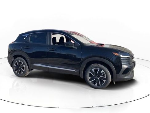 New 2026 Nissan Kicks SV w/ Cold Weather Package AWD/4WD image 3