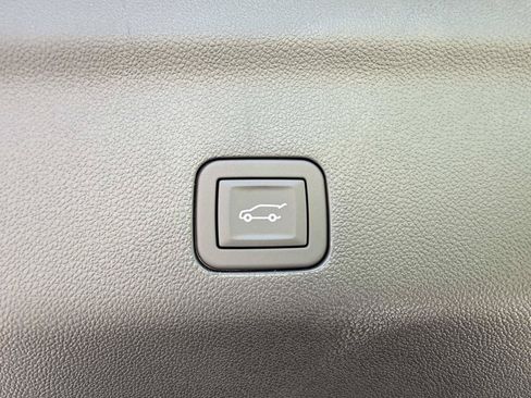 New 2026 Chevrolet Tahoe Z71 w/ Z71 Off-Road Package AWD/4WD image 36