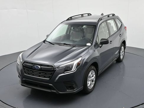 Used 2023 Subaru Forester AWD/4WD image 17