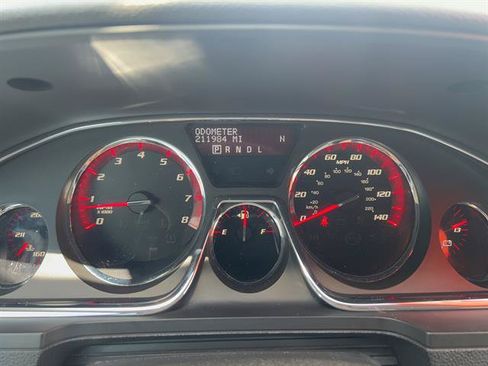 Used 2016 GMC Acadia SLT AWD/4WD image 20