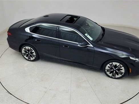 Used 2025 BMW 540i xDrive image 78