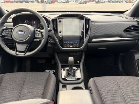 Used 2025 Subaru Forester Premium AWD/4WD image 15