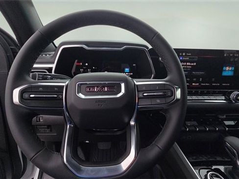 New 2026 GMC Canyon Elevation w/ Convenience Package image 11