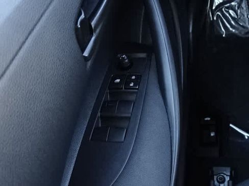 Used 2025 Toyota Corolla LE FWD image 37