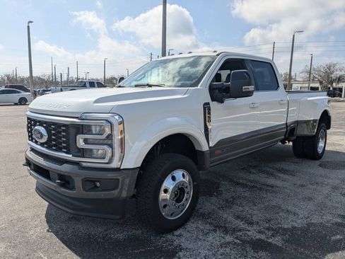 New 2026 Ford F450 King Ranch w/ FX4 Off-Road Package image 9