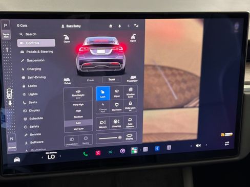 Used 2023 Tesla Model X AWD/4WD image 20