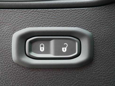 Used 2025 Jeep Wrangler Unlimited Sport S 4xe image 24