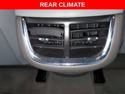 Used 2022 Chevrolet Malibu LT image 23