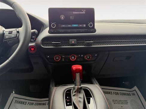 Used 2024 Honda HR-V Sport image 12