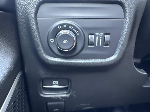 New 2026 Jeep Grand Cherokee L Limited w/ Limited Altitude Package RWD image 15