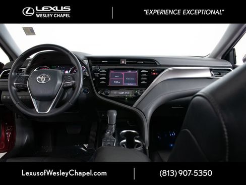 Used 2018 Toyota Camry XSE FWD image 23
