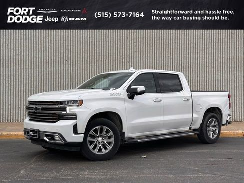 Used 2022 Chevrolet Silverado 1500 High Country w/ Technology Package image 1