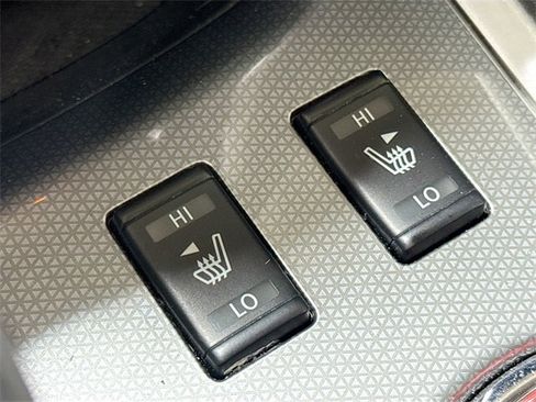 Used 2020 Nissan Pathfinder SL image 22