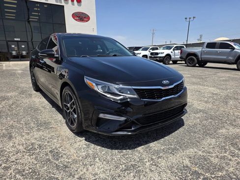 Used 2020 Kia Optima SE FWD image 1