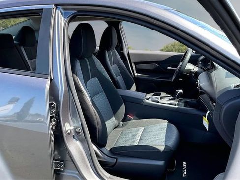 New 2027 Nissan Sentra SV FWD image 10