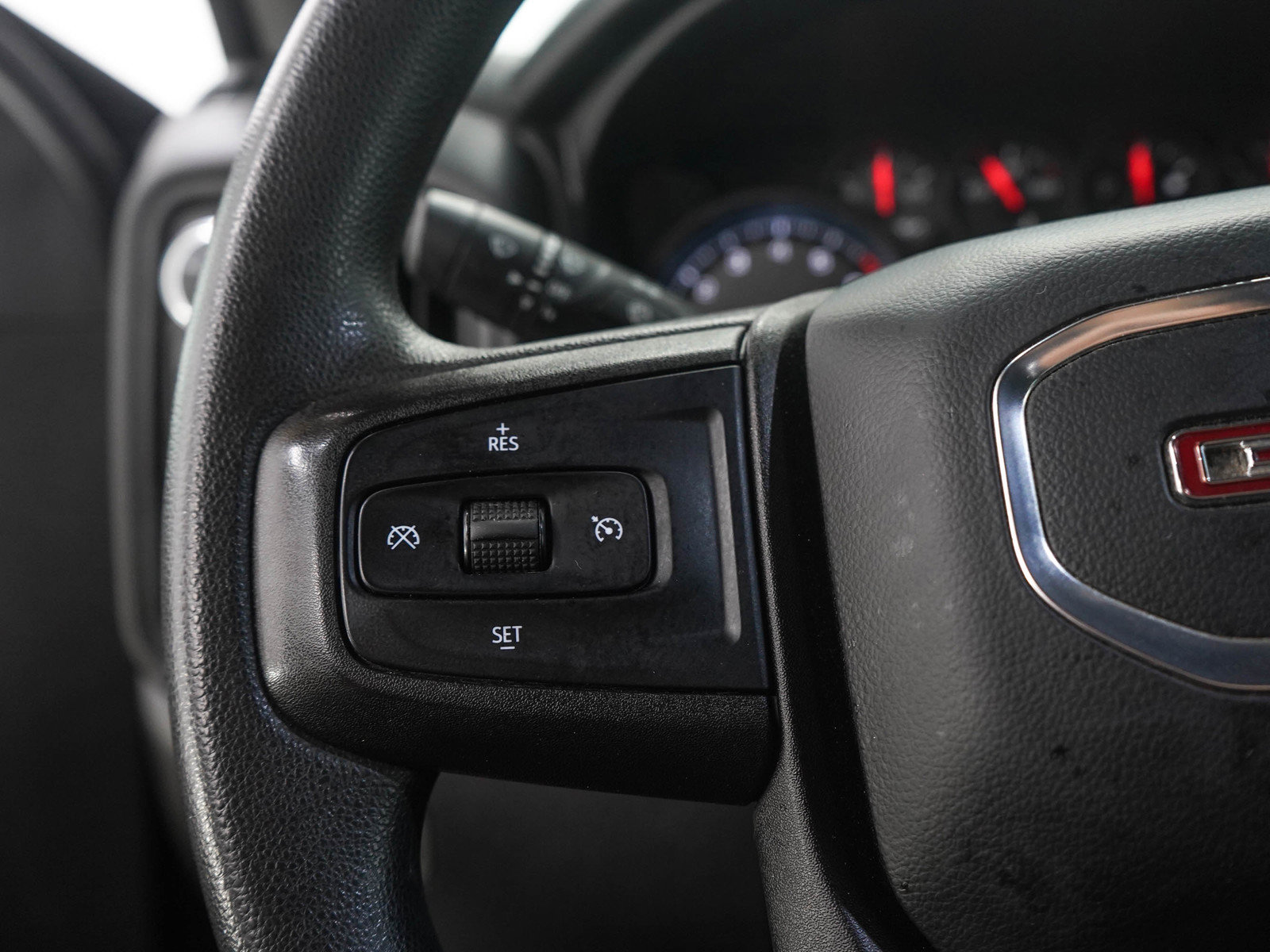 Used 2019 GMC Sierra 1500 4x4 Crew Cab w/ Convenience Package image 24