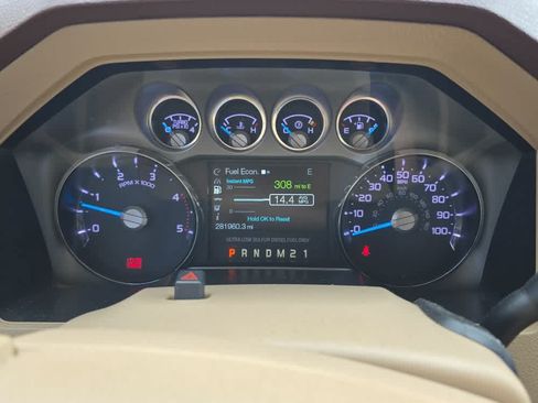 Used 2011 Ford F250 King Ranch w/ King Ranch w/Chrome Pkg AWD/4WD image 14