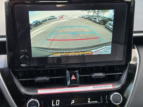 Certified 2024 Toyota Corolla Cross AWD Hybrid image 17