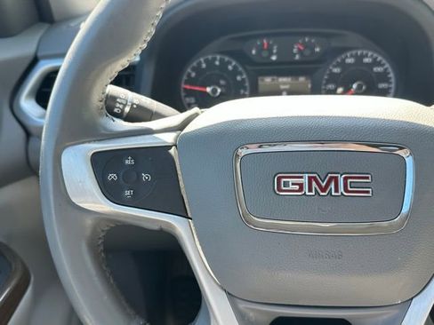 Used 2019 GMC Acadia SLE FWD image 21