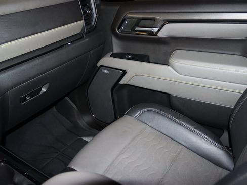 Used 2022 Chevrolet Silverado 1500 ZR2 w/ Technology Package image 53