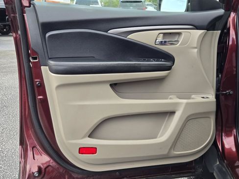 Used 2019 Honda Ridgeline RTL image 23
