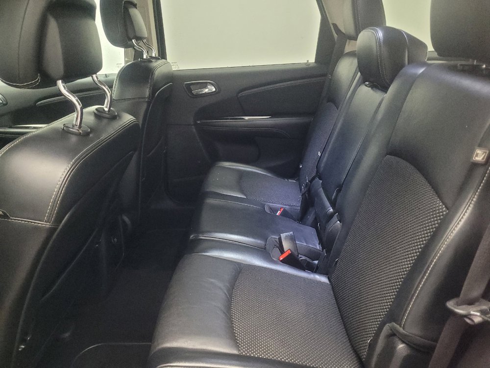 Used 2020 Dodge Journey Crossroad FWD image 18