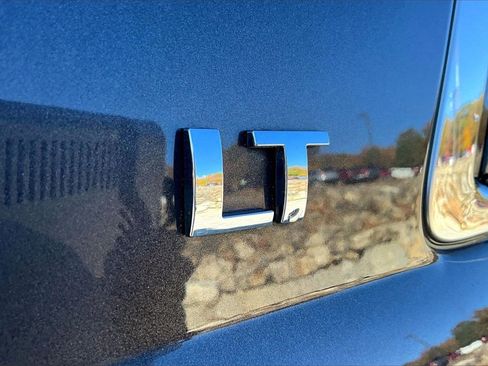 Used 2015 Chevrolet Tahoe LT image 7