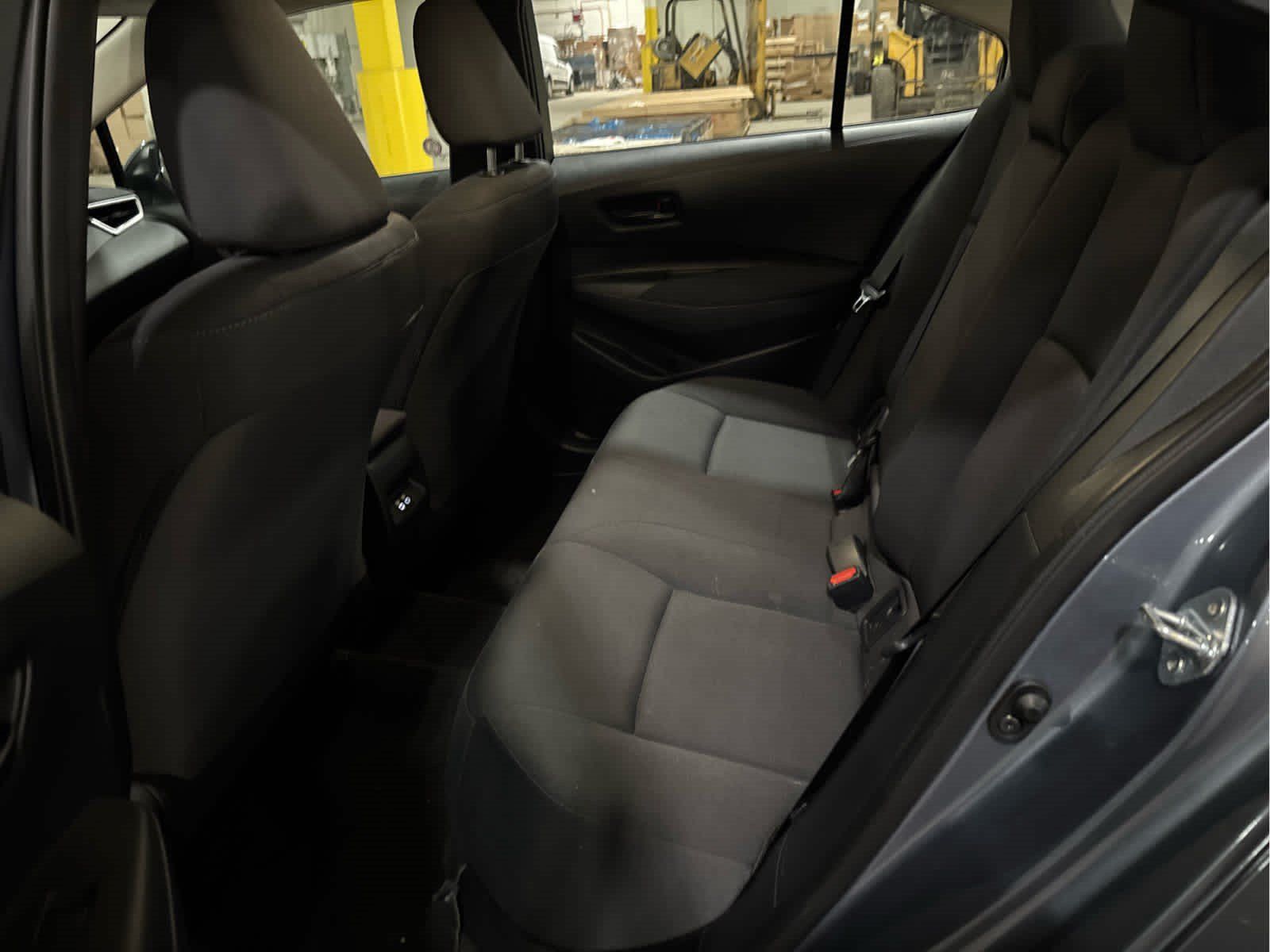Used 2025 Toyota Corolla LE FWD image 8