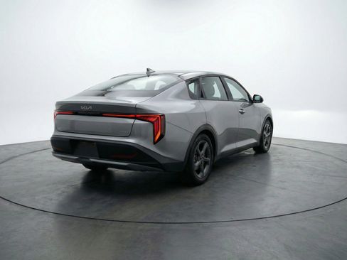 Used 2025 Kia K4 FWD image 7