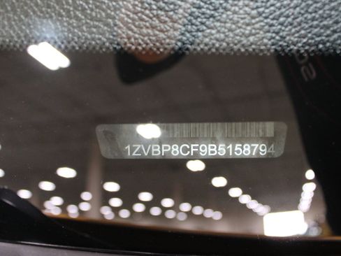 Used 2011 Ford Mustang GT RWD image 20