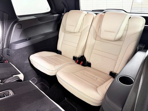 Used 2017 Mercedes-Benz GLS 63 AMG 4MATIC image 55