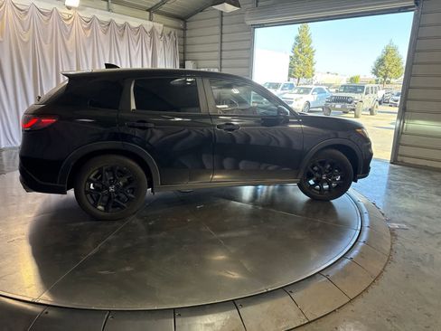 Used 2024 Honda HR-V Sport image 4