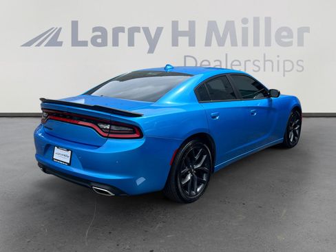 Used 2023 Dodge Charger SXT w/ Blacktop Package image 5