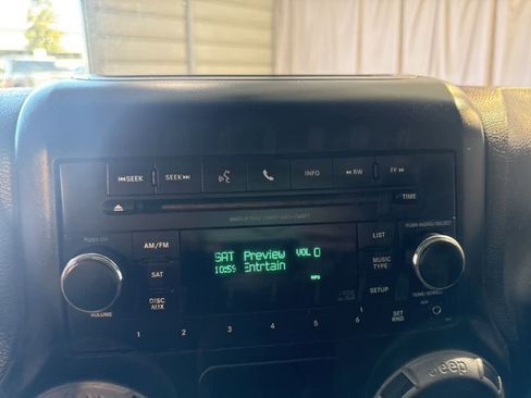 Used 2013 Jeep Wrangler Unlimited Sport w/ Connectivity Group image 20