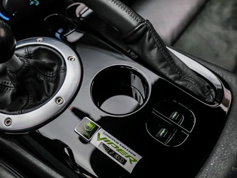 Used 2010 Dodge Viper ACR RWD image 62