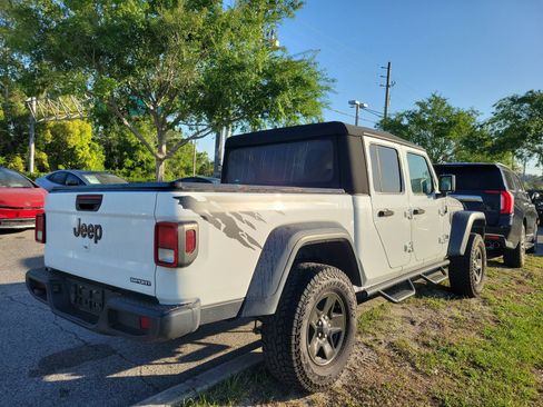 Used 2020 Jeep Gladiator Sport w/ Quick Order Package 24S image 14