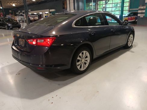 Used 2025 Chevrolet Malibu LT FWD image 6