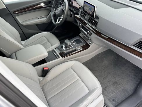Used 2019 Audi Q5 2.0T Premium Plus w/ Premium Plus Package AWD/4WD image 18