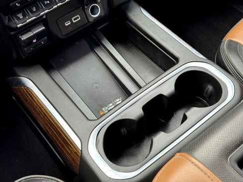 Used 2022 Chevrolet Silverado 2500 High Country w/ Z71 Off-Road Package image 29