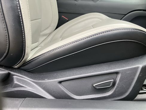 Used 2024 Ford Mustang Premium image 11