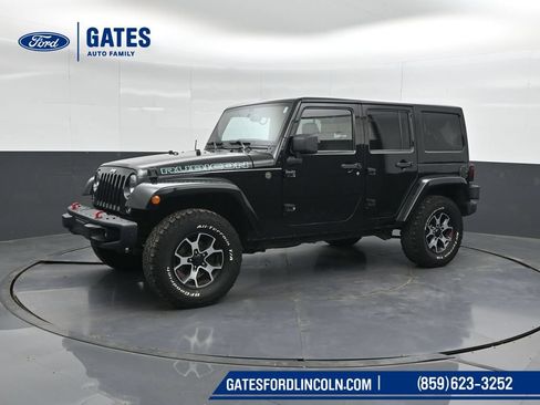 Used 2013 Jeep Wrangler Unlimited Rubicon w/ Connectivity Group AWD/4WD image 6