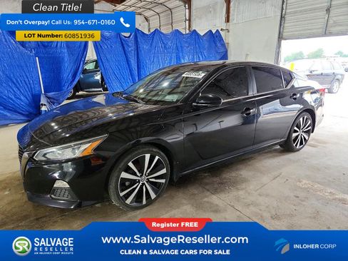 Used 2020 Nissan Altima 2.5 SR w/ Premium Package FWD image 1