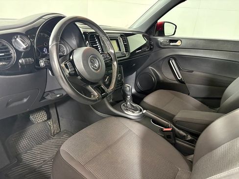 Used 2019 Volkswagen Beetle 2.0T S FWD image 23